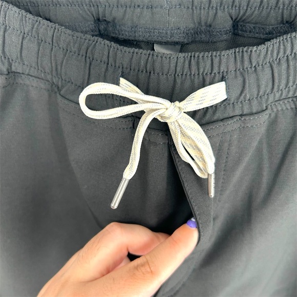 Vuori Men’s Transit Joggers in Black Size Medium - Picture 2 of 8